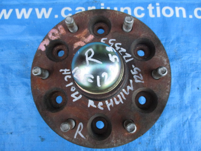 Used Toyota Regius HUB AND BAIRING FRONT RIGHT